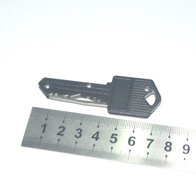 Portable Stainless Steel Key Knife Keychain Key Shaped Folding Pocket Knife Self Defense Mini Camping Key Ring Wholesale Factory Price