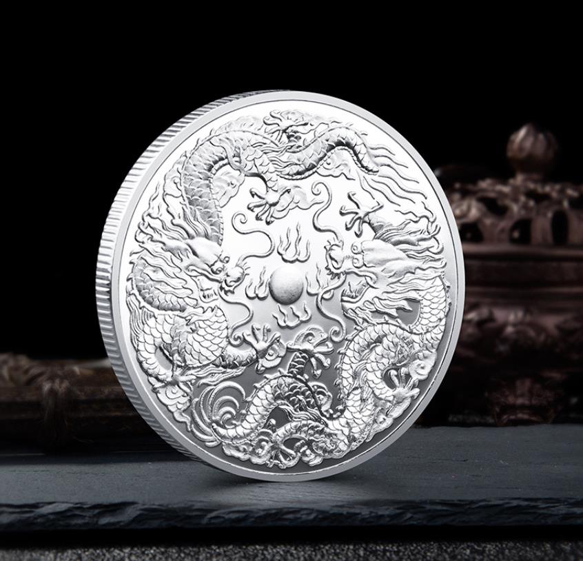 Arts and Crafts Golden Dragon Nafu Commemorative Gold and Silver Coins Double Dragons Playing with Beads