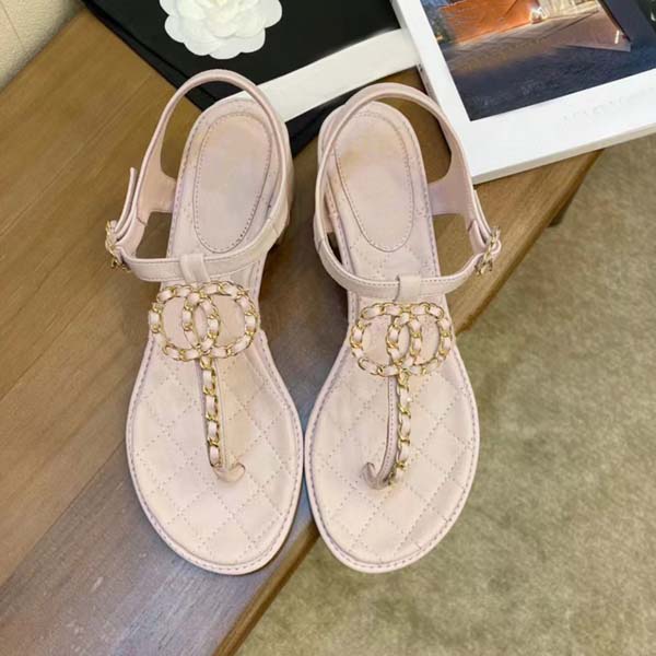 Designer Dam Sandaler Dam Slides ny stil Kalvskinn quiltat Modeplattform Fritidsskor Sommar Beach Slipper 35-42 Med låda och shoppingväska