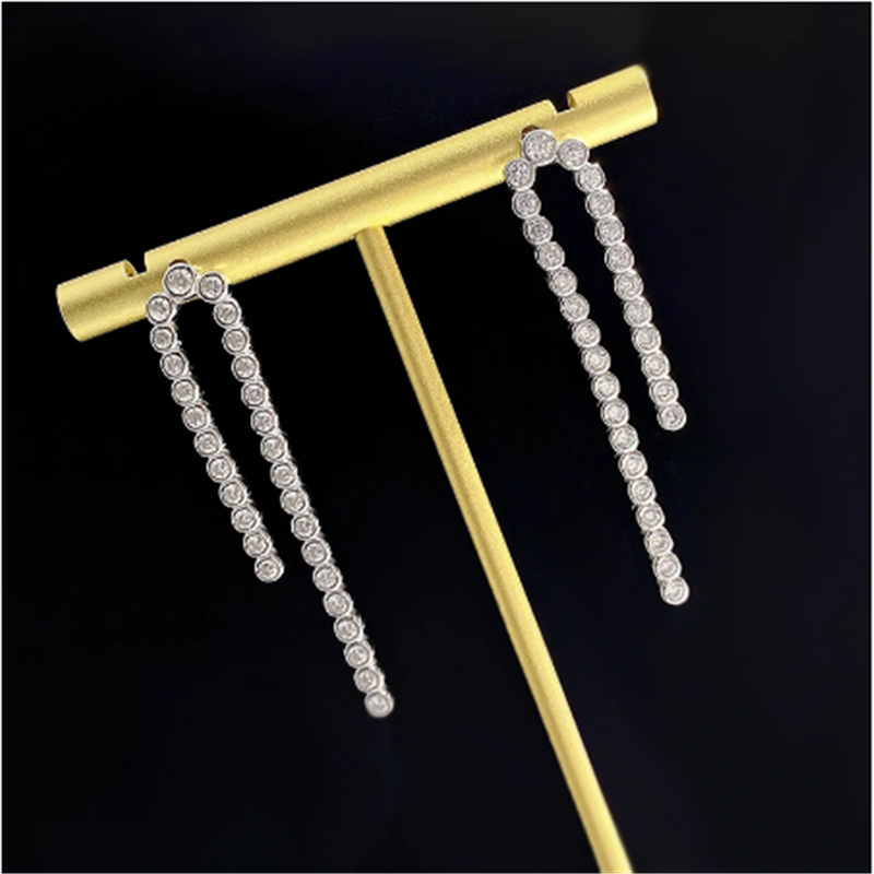 Tassels Moissanite Diamond Dangle Earring 100% Real 925 여성 약혼 보석 선물을위한 스털링 실버 웨딩 드롭 귀걸이