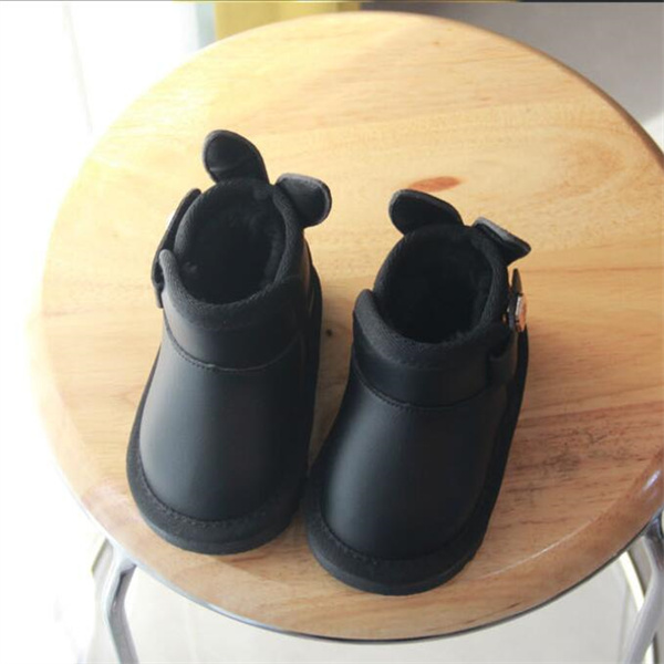 Botas de nieve para niños, nuevas suelas suaves acolchadas de felpa para invierno, botas cortas cálidas para niños pequeños