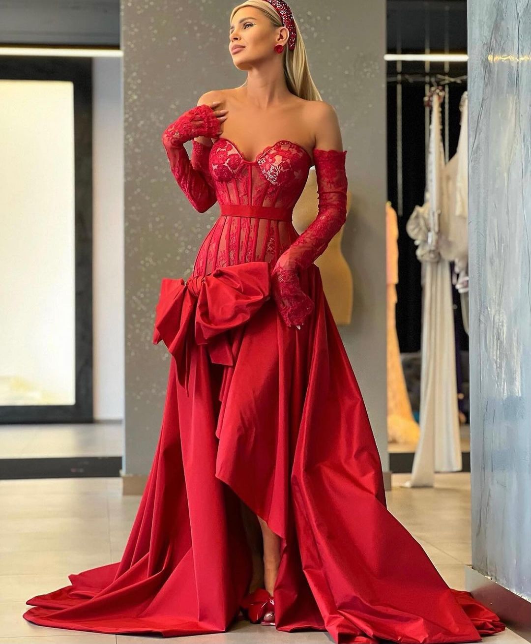 Sexy Red Plus Size A Line Prom Dresses Sweetheart Lace Applique Draped Sweep Train High Side Split Formal Occasions Wear Birthday Celebrity Pageant Evening Gowns