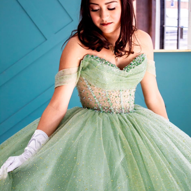 Mint Green Sweetheart Shiny Quinceanera klänningar mexikansk från axelbollklänningen Princess Long Sweet 16 Prom Dress 15 Year