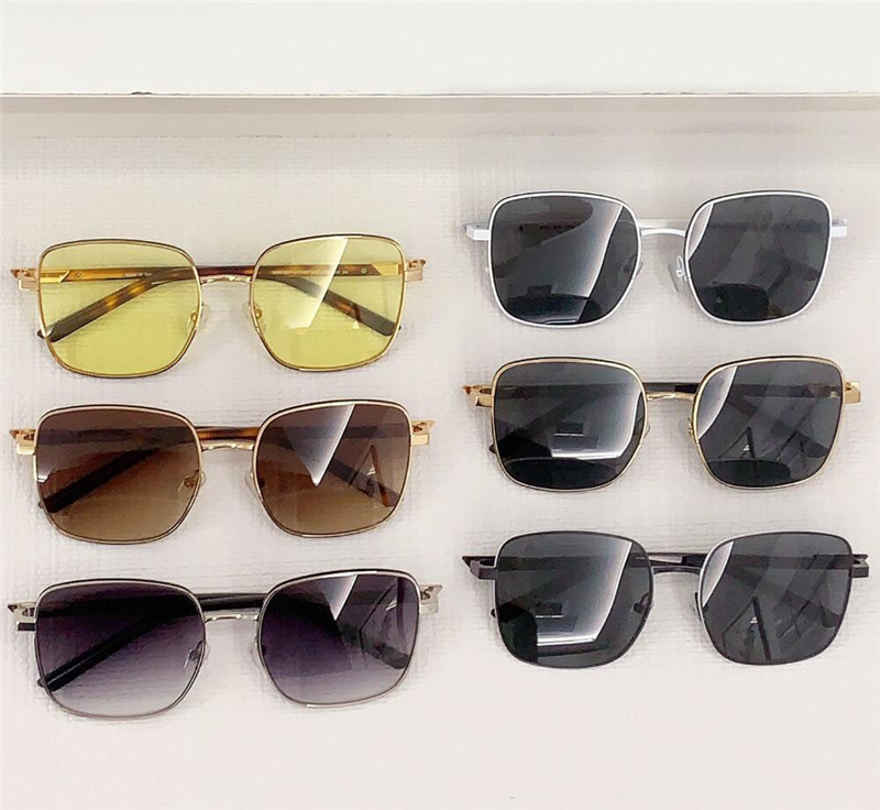 Nuevo diseño de moda gafas de sol cuadradas 55Y marco de metal estilo simple y popular gafas de protección uv400 versátiles para exteriores