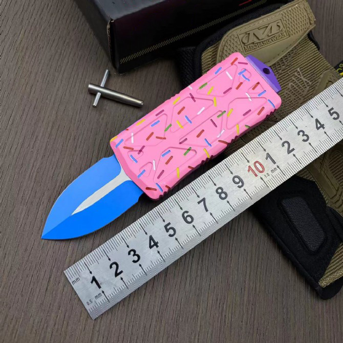 Hochwertiges Mini kleiner Autotaktikmesser D2 Titanschichtblatt Klinge CNC 6061-T6 Griff EDC-Taschengeschenkmesser mit Einzelhandelskasten