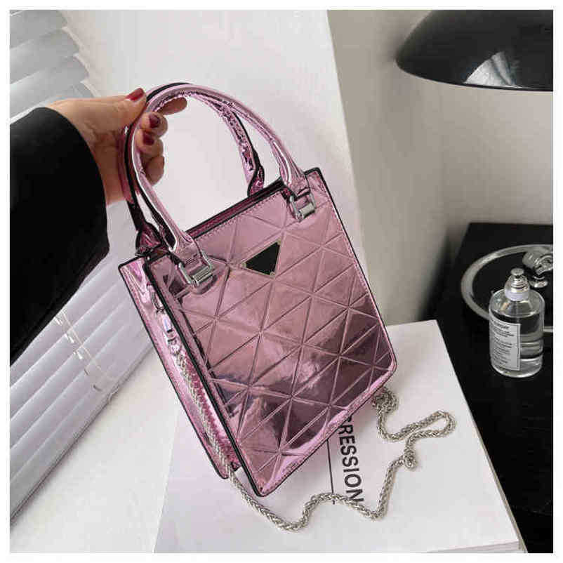 2024 NUEVO diseñador Mujer Crossbody Hombro Corea Corea Square Valor de cuero Messenger Bolsa de cara brillante