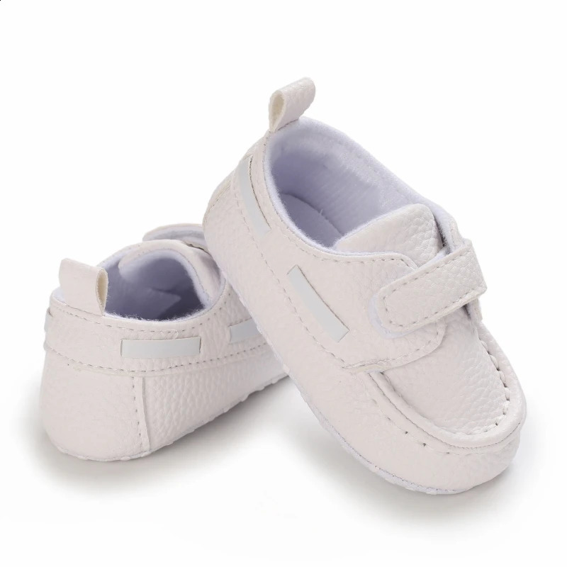 Pierwsi spacerowiczowie urodzeni Baby Prewalker Dziewczęta chłopcy swobodne buty skórzane niscon Softsole niemowlę maluch 018m Chrzty 231109