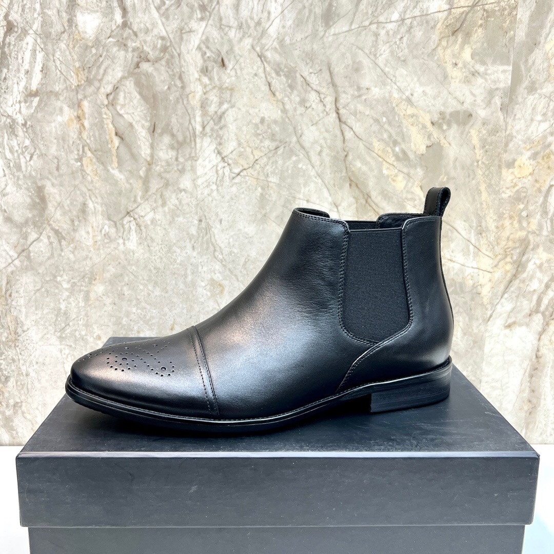 Stivaletti da uomo firmati di alta qualità Stivaletti da moto alti in vera pelle con punta a punta da uomo Marca Inverno Moda Business Scarpe eleganti da lavoro Taglia 38-45