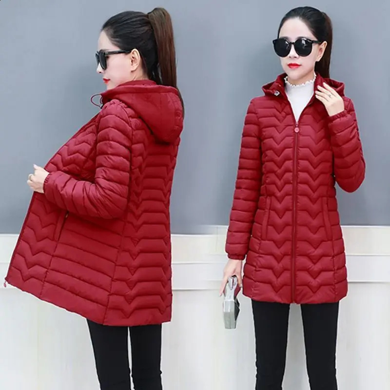 Mulheres para baixo parkas roupas de inverno outono 2023 algodão jaqueta de meia idade casaco feminino mãe quente meados longo outwear casual topos 231109