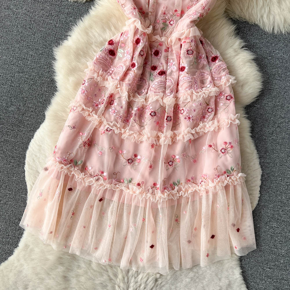 Robes décontractées Luxruy mode printemps été rose maille fleur broderie robe 2023 nouvelles femmes élégantes à manches courtes volants Tulle genou Vestidos