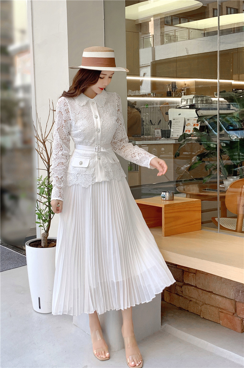 2023 Casual Dresses Runway Autumn White Pleated Dress Elegant Women Lapel Diamonds Button Floral Embroidery Lace Patchwork Chiffon Belt Long Vestido