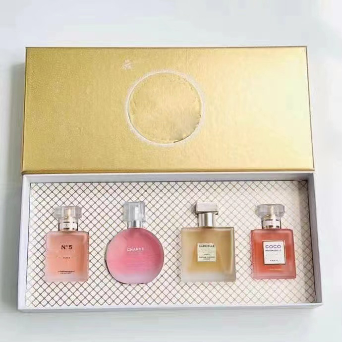 Parfüm für Frauen, Geschenkset, luxuriös, Fargrance Suits, Antitranspirant-Spray, EDP, EAU de Parfum, 25 ml, 4 Flaschen, langanhaltender Duft, natürliches Damen-Köln, Geschenke, schneller Versand