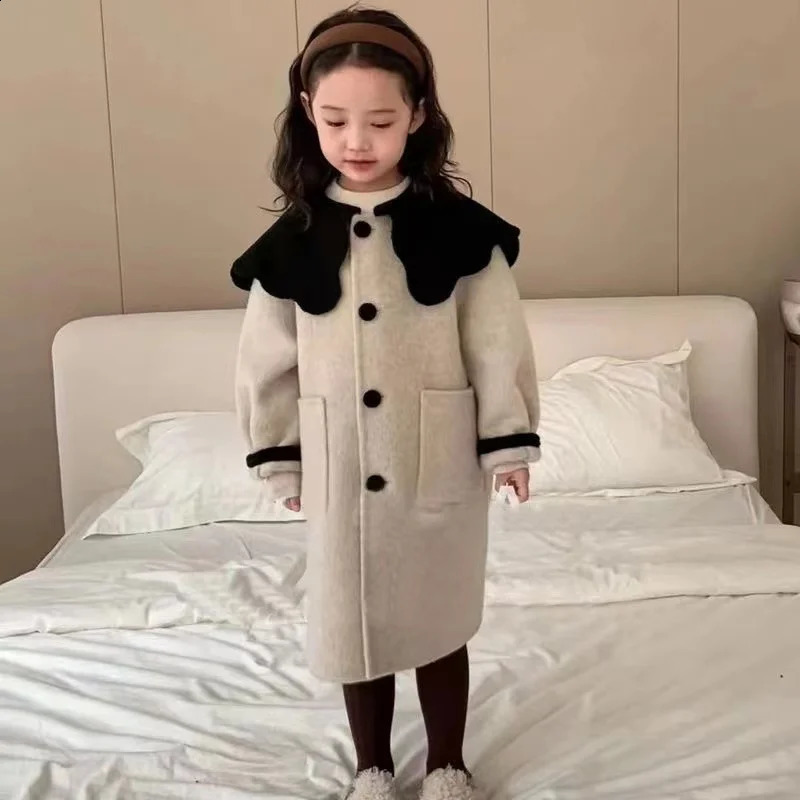 Cappotto Ragazze Bambini Giacca di lana Soprabito 2023 Elegante caldo addensare cotone invernale antivento Taglie forti Abbigliamento bambini 231109