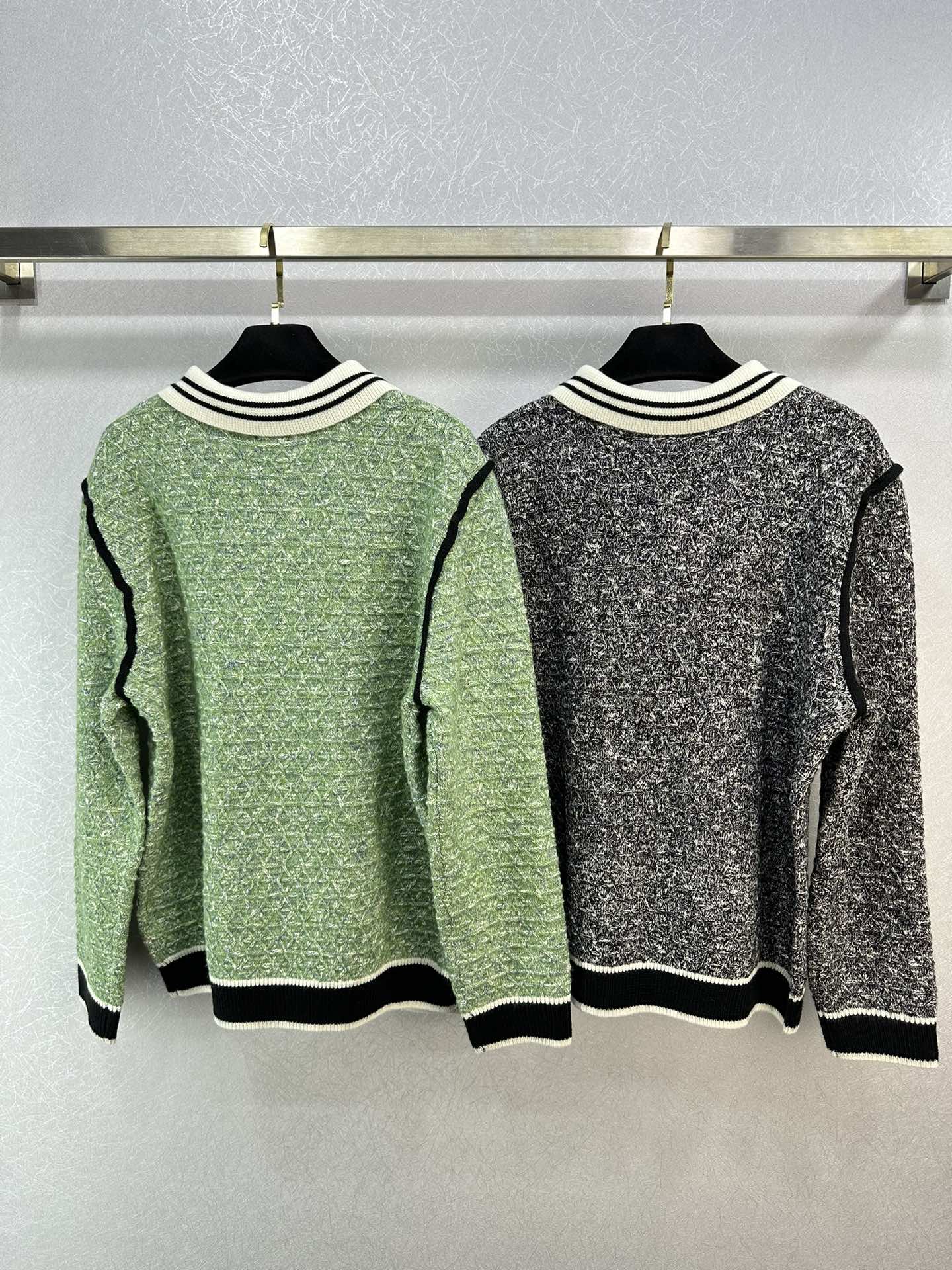 1103 2023 Automne Marque SAme Style Pull À Manches Longues Col Revers Pull Gris Vert Femmes Vêtements De Haute Qualité Femmes weilanQ324