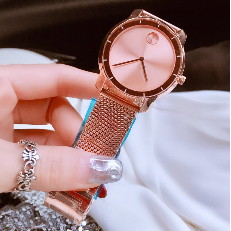 Relógio Mens Mulheres Relógios de Alta Qualidade Designer Casal Relógios Quartz Movimento 36mm 42mm Dial Sapphire Vidro Espelho Aço Malha Strap Fashion Watch