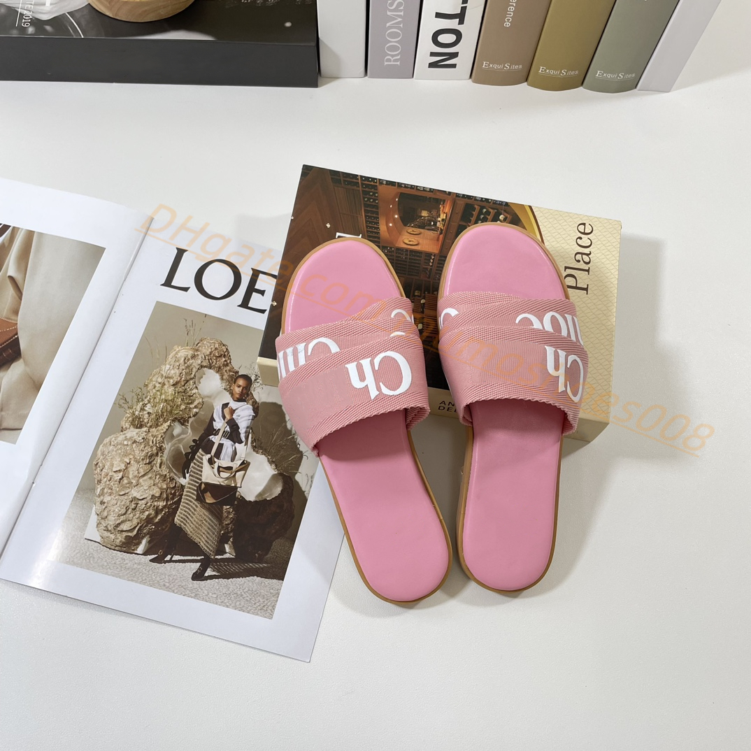 2023 Kvinnor Woody Mules Platta Sandaler Tofflor Slides Designer Canvas Tofflor rosa beige vit svart segel dammode Outdoor Beach tofflor skor med box