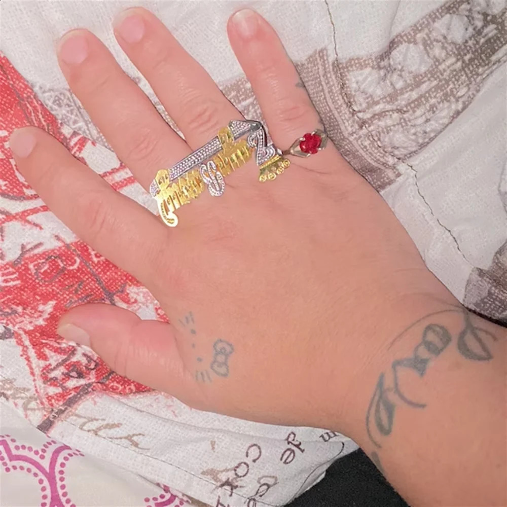 Pierścionki ślubne Pierścień Niestandardowy pierścionek z podwójnym palcem z koroną złotą osobowość Hip Hop Pierścień mężczyzn Kobiety moda punkowa pierścionek Pierścień 231102