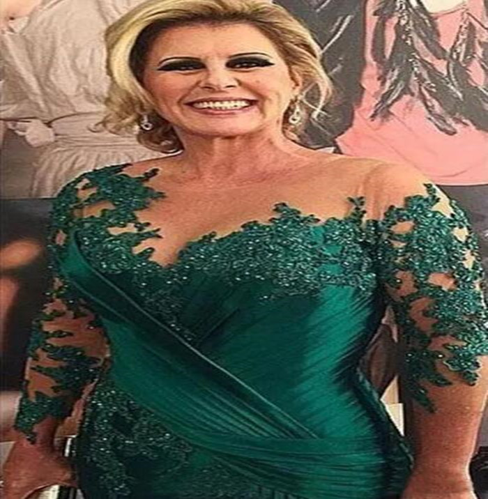 Aso Ebi 2023 Verde Escuro Mãe da Noiva Vestidos Sereia Scoop Lace Cristal Plissado Plus Size Senhoras Ternos para Casamentos Mãe Fora dos Vestidos do Noivo