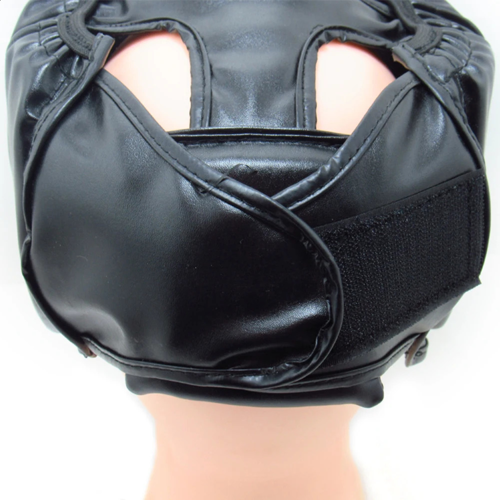 Casques de ski 2 1 pièces casque de boxe pour hommes femmes PU éponge karaté Muay Thai formation casque réglable protecteur de tête équipement de Sport 231109