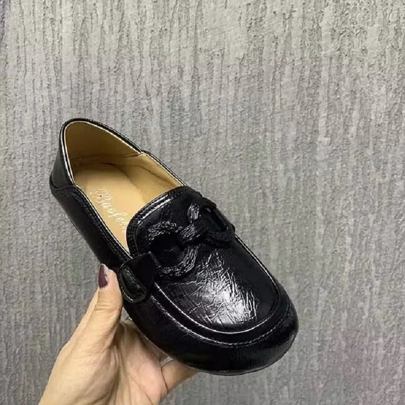 Sapatos sociais Os sapatos casuais coreanos estão na moda e podem ser usados duas vezes. As mulheres podem usar salto baixo, corte baixo, bico redondo, corte raso, solteiro 231110