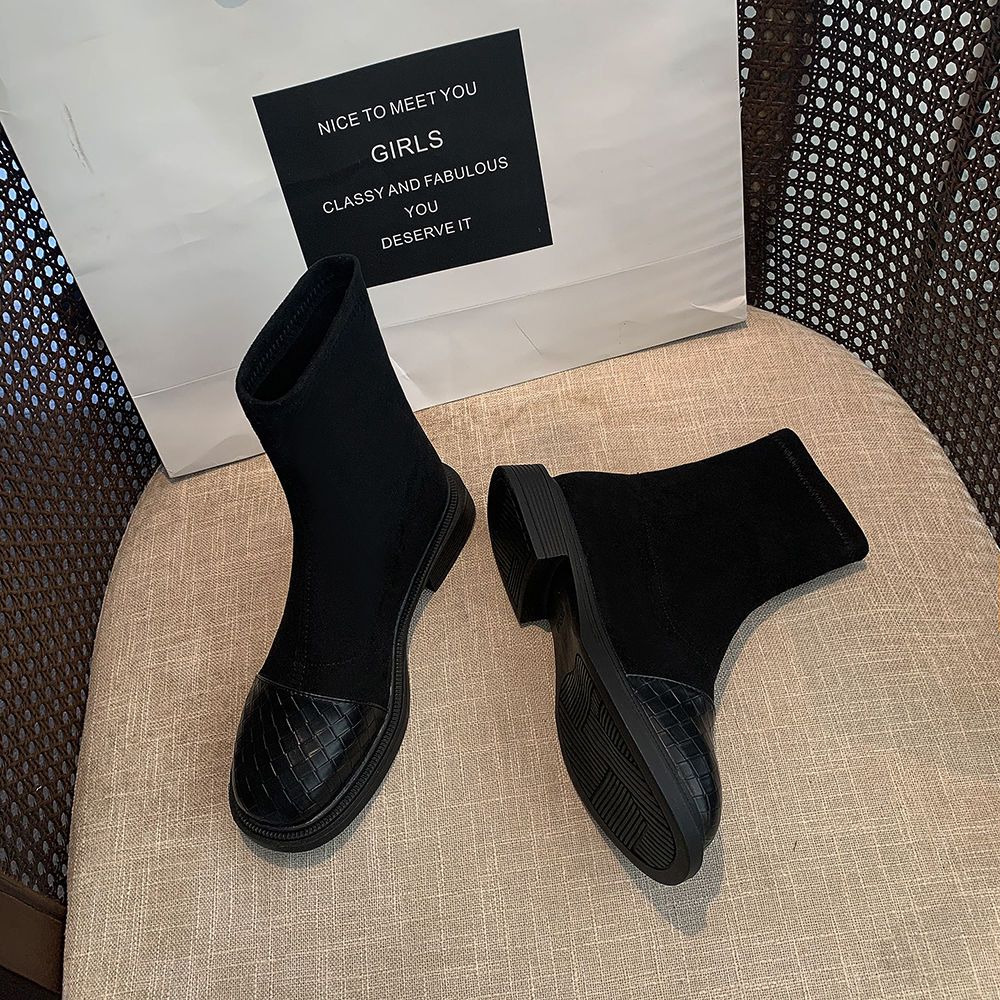 2023 novas botas elásticas de salto baixo moda coringa botas de dedo quadrado feminino mais botas martin de veludo