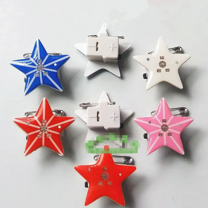 Led Rave Toy Star LED Flashing Brooch Pin Light Up Badge Glow Jewelry Gift Toys Party Cosplay Birthday Wedding Christmas navidad 231109