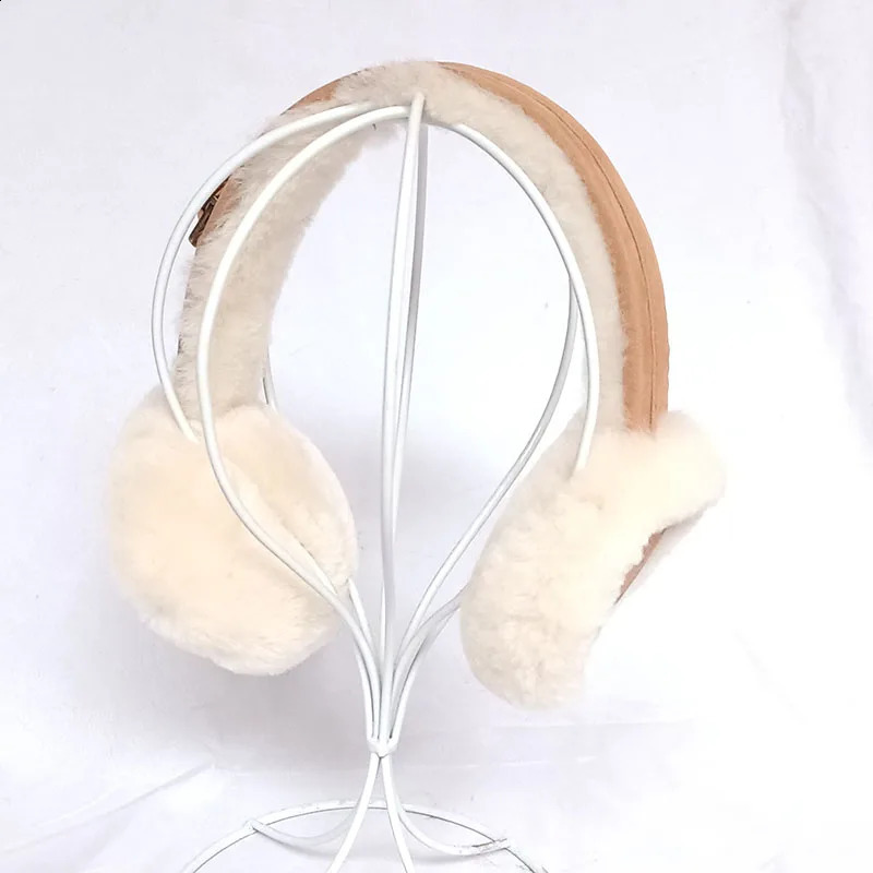 Ear Muffs Winter Women Real Wool Fur Earmuff Warm Female Sheepskin Soft EarWarmer Outdoor Cold Protection Earflap 231109