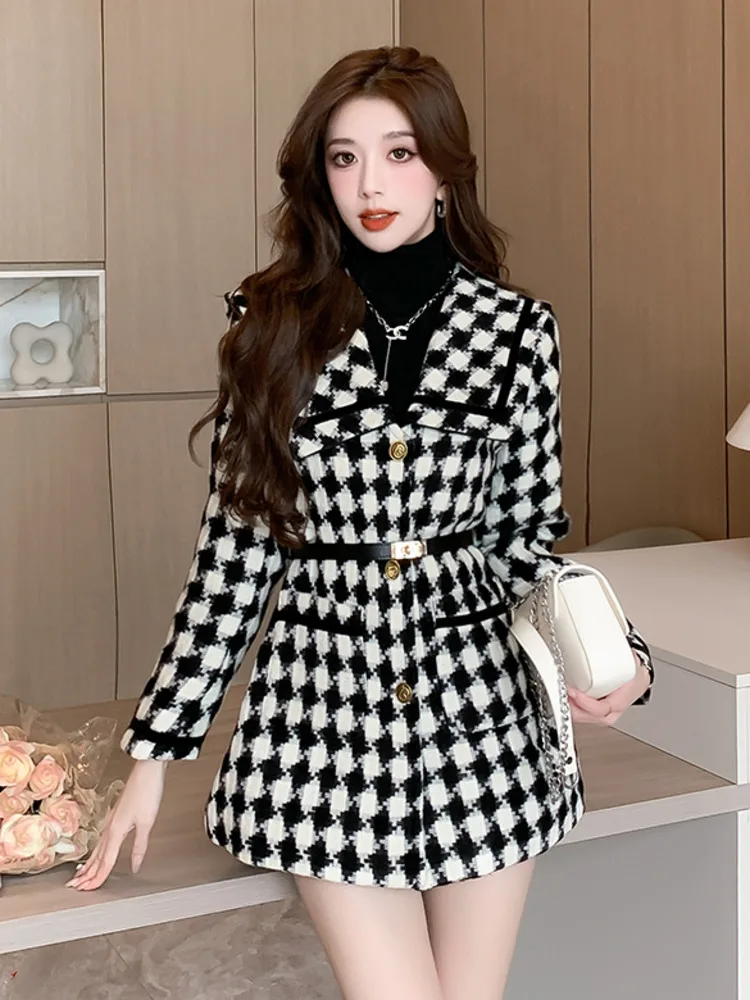 Women's Outerwear Winter Vintage Women Tweed Jackets Korean Fashion Simple Single-Breasted Casual Thicken Loose Female Plaid Woolen Coats 2024