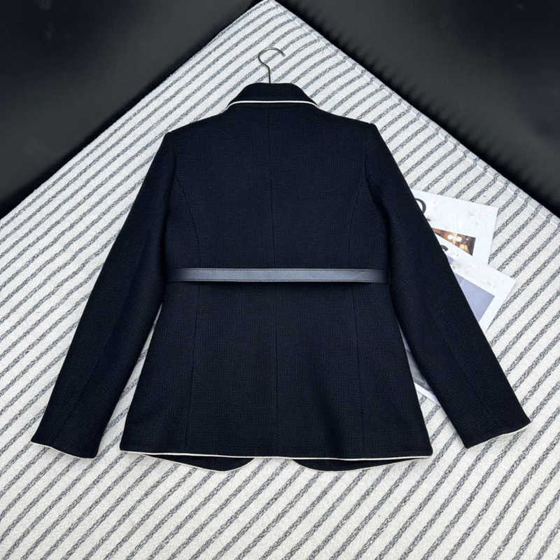 Jaquetas femininas designer 23 outono / inverno novo CH Nanyou estilo celebridade francesa elegante e tecelagem borda branca envolta waffle terno casaco GWIX