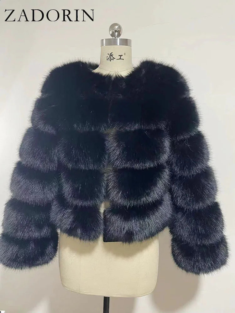 Pelliccia da donna Pelliccia sintetica ZADORIN Manica lunga Pelliccia di volpe sintetica Cappotto Donna Inverno Moda Spessa Cappotti di pelliccia caldi Capispalla Giacca di pelliccia finta Abbigliamento donna 231109