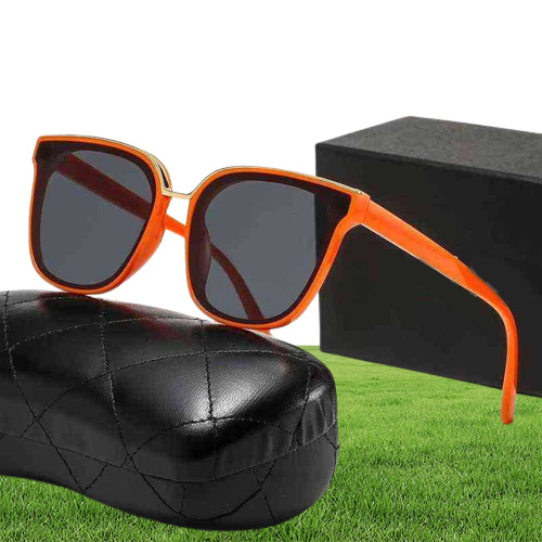 2022 Роскошные бренды Slim Sun Glasses Square Mustery Women039S Солнцезащитный крем. Универсальный иностранный темперамент поляризованный УФ -доказательство ST6420638