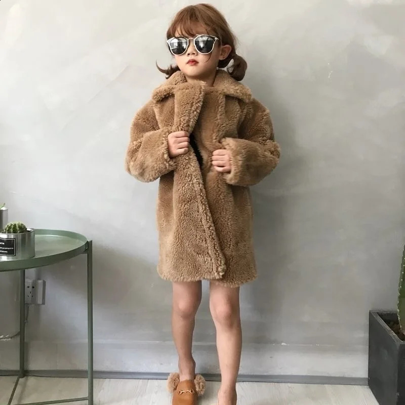 Casaco Moda Bebê Menina Jaqueta de Inverno Pele Grossa Criança Criança Quente Ovelhas Como Lã Outwear Roupas de Alta Qualidade 214Y 231109