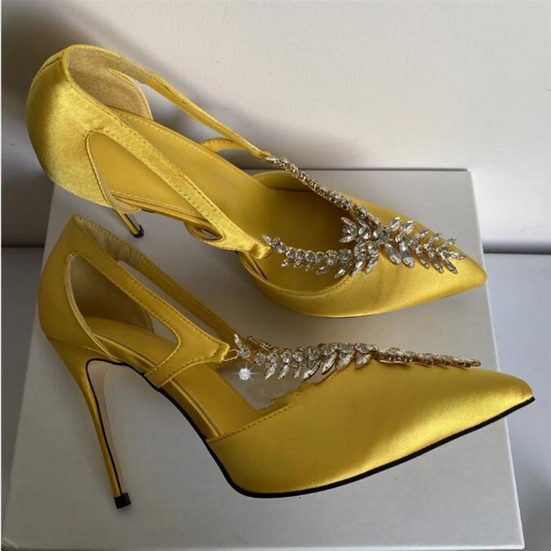 Diamond Rhinestone ozdobne kobiety Pumpy 10 cm szpilki Seksowna spiczaste palce luksusowe satynowe buty imprezowe