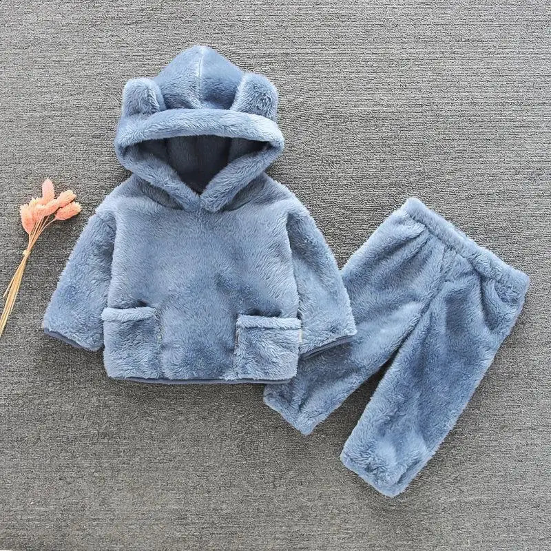 Kleidungssets Niedliche Baby-Jungen-Mädchen-Korallen-Samt-warme Frühlings-Herbst-Winter-Hoodie-Kleidungs-Sets Kinder-Kind-dicke Wollbär-Kapuzenanzüge 231108