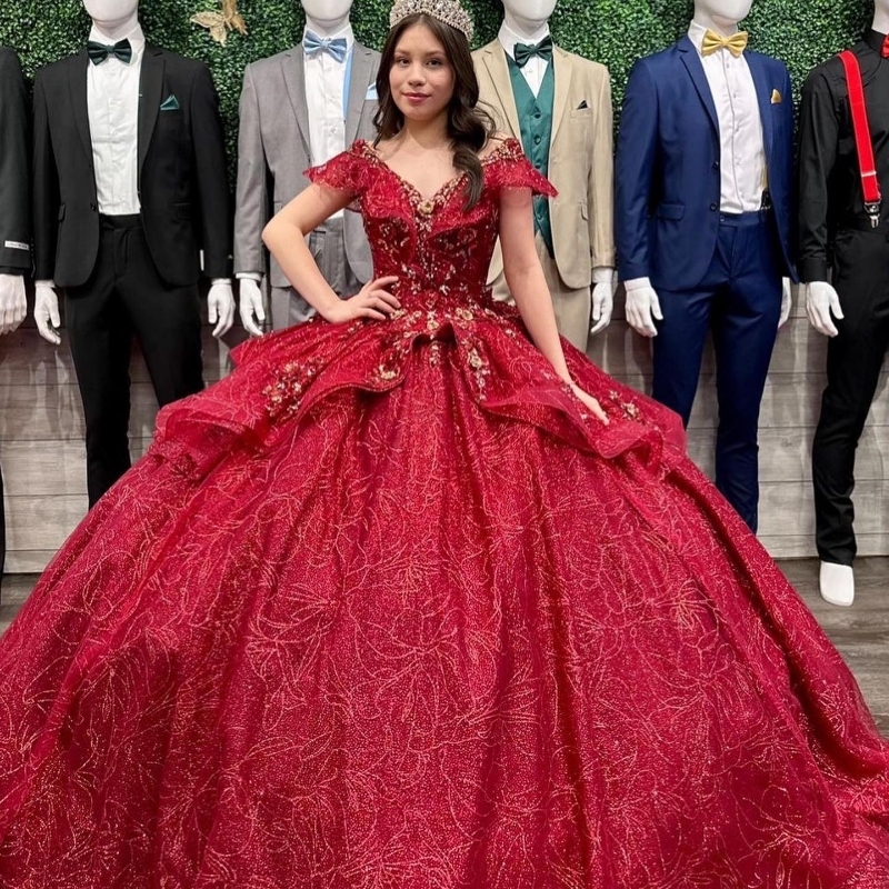 Rote glitzernde Quinceanera-Kleider 2024, formelle Luxus-Party, Perlenstickerei, Spitzenapplikationen, süßes 15-Kleid, Abschlussball, Gwon-Abschlussballkleider