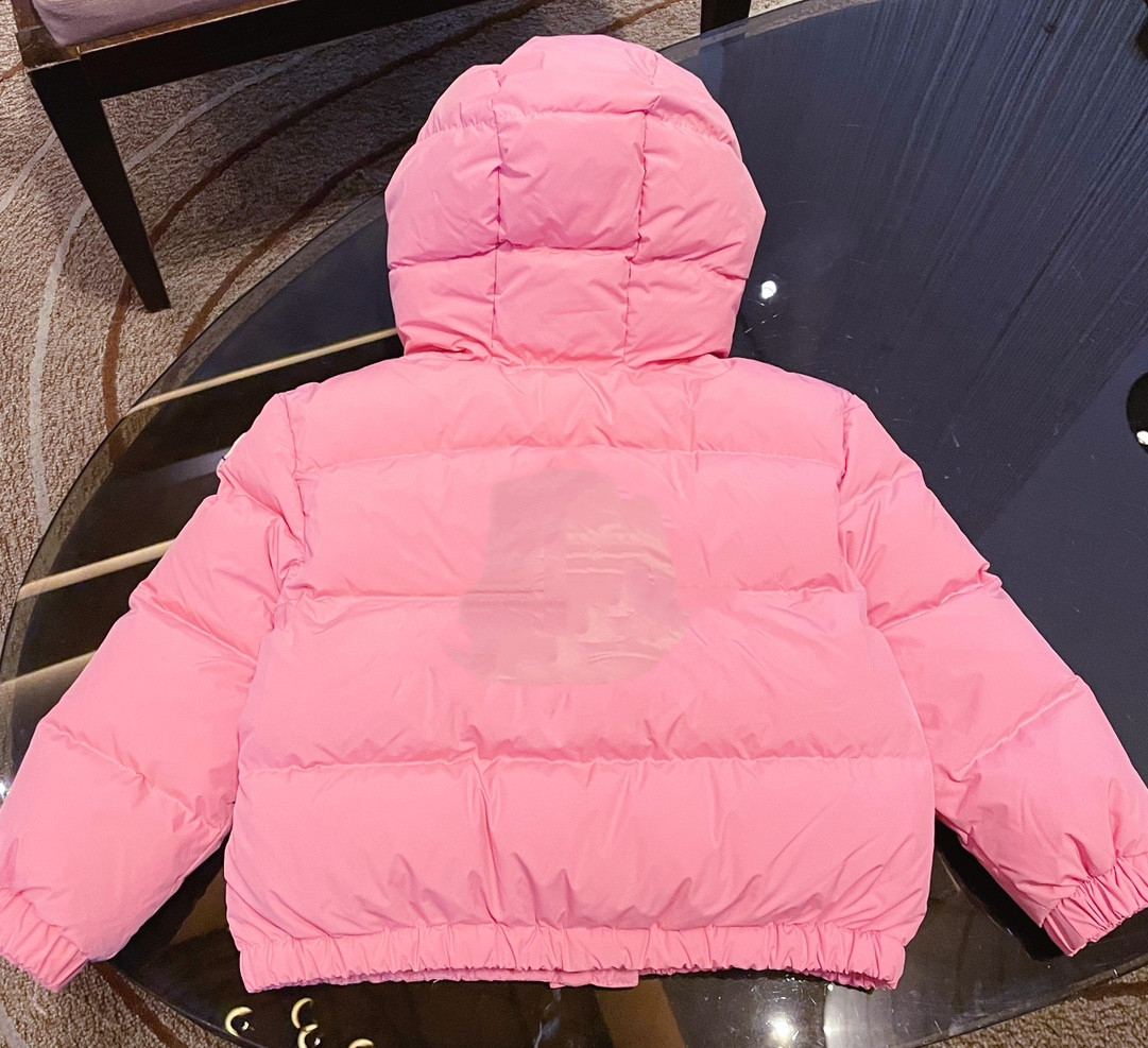 Baby Designer Kleding Jaar Nieuw Kinderdonsjas 2023 Meisjes Winter Koreaanse editie Baby Meisjesdonsjas Met capuchon Winddicht Brood Ski Uitloper