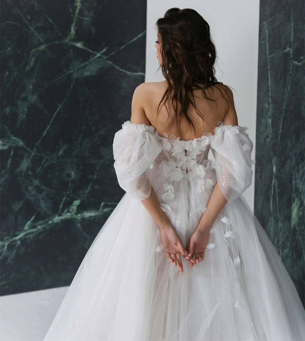 Abiti da sposa di classe in tulle con scollo a V lungo e maniche a sbuffo con applicazioni in pizzo a fessura, abiti da sposa lunghi fino al pavimento