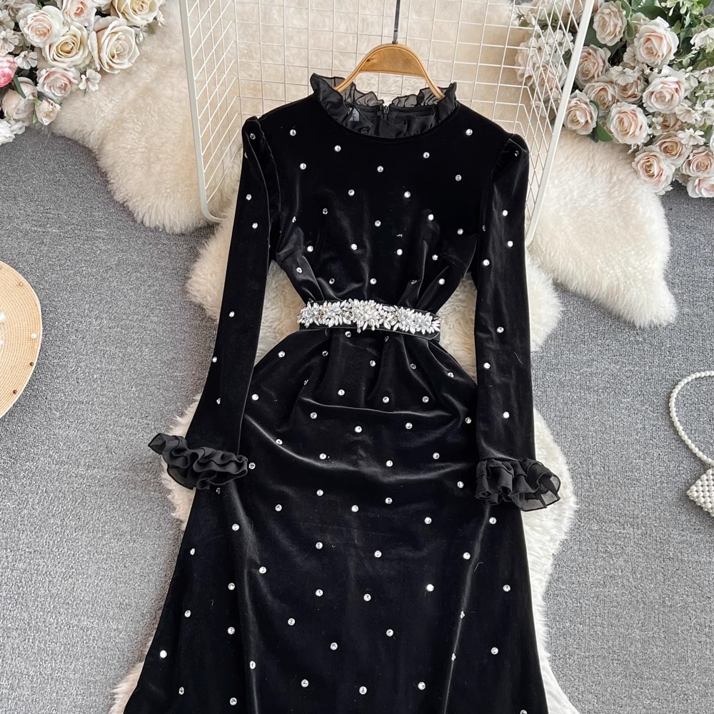 Basic Casual Dresses Fashion New Fashion Luxury Autumn Velvet Party Dress High Quality Women's Ruffled Collar Diamonds Wine Red Bodycon Mermaid Midi Clothes 2024