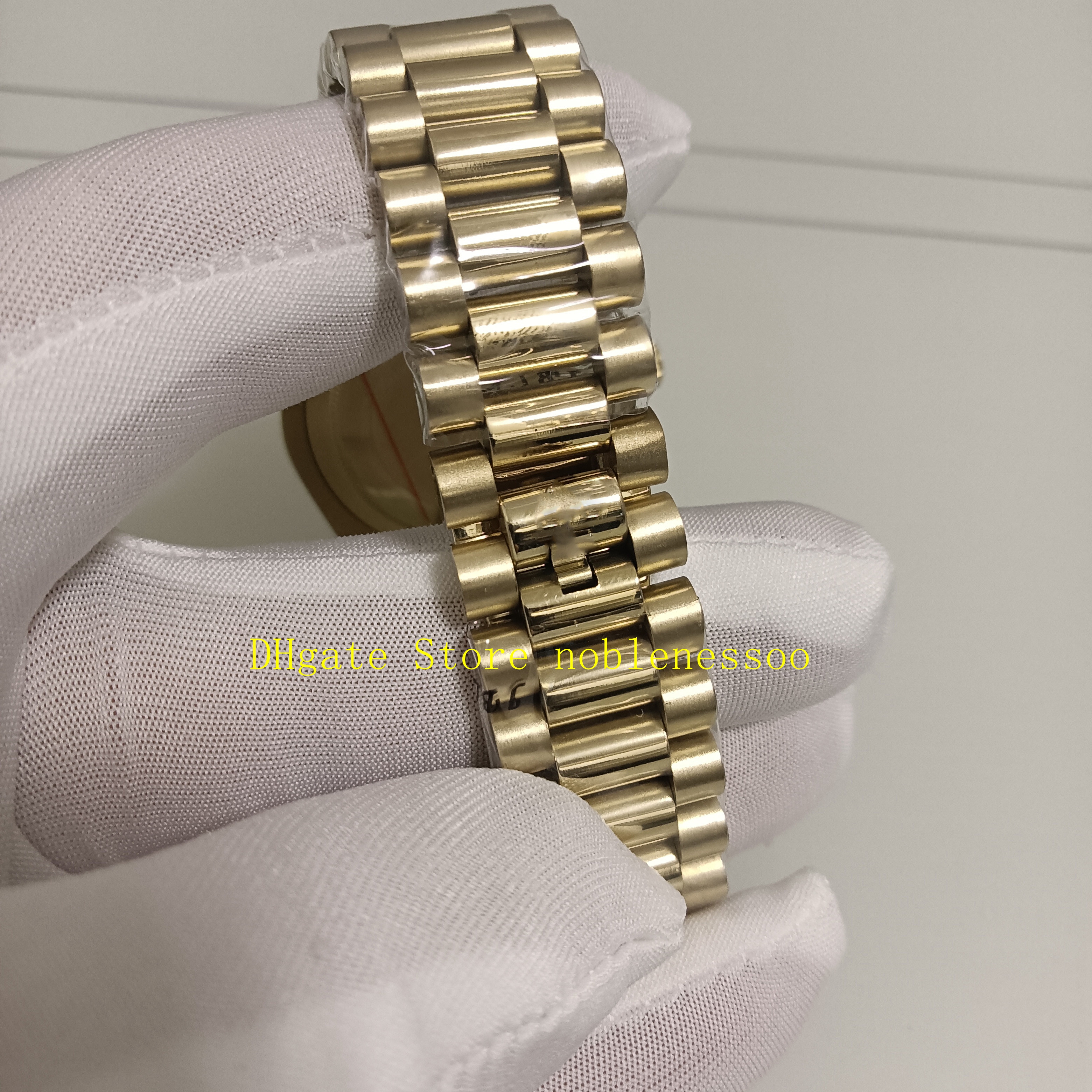 13 Style Real Po avec boîte hommes montres automatique hommes Date 40mm or jaune Champagne cadran romain Bracelet Asie 2813 Moveme243B