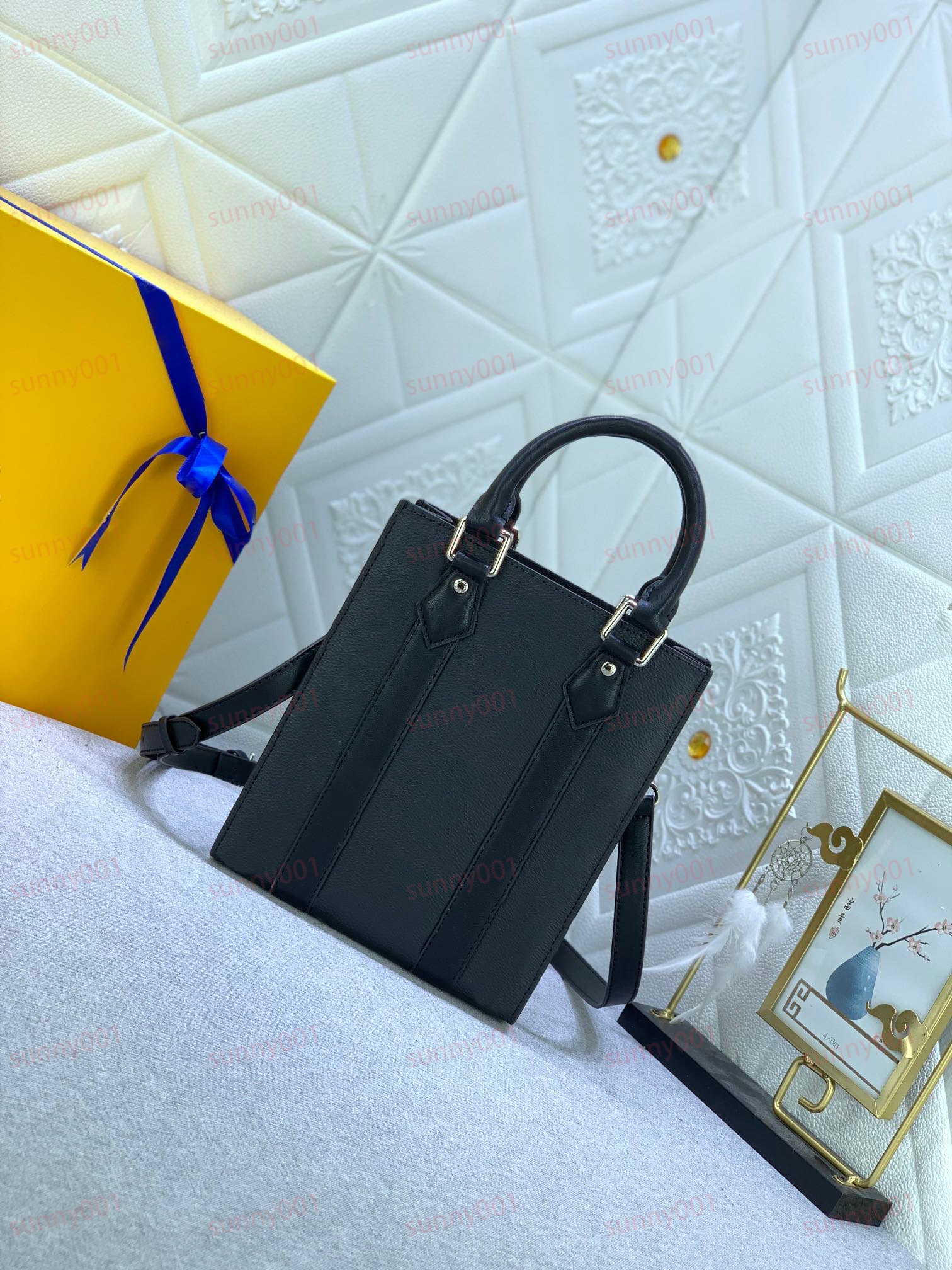 Small Version Tote Bag Designer Embossed Printed Handbags Shoulder Bag Luxury Smartphone Bags Key Pocket Detachable Side Strap