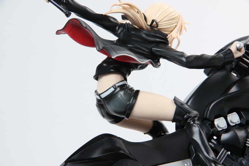 Toys des armes à feu 1/8 Alter Fate / Grand Order Sabre Altria Pendragon Cuirassier Noir PVC Action Figurine Modèle Poupée Toys