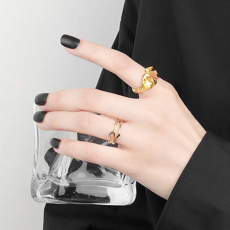 Bandringe Livvy Silber Farbe Unregelmäßige Hollow Double Line Geometrische Ring weibliche Einfache einzigartige Design Mode verstellbarer Schmuck P230411