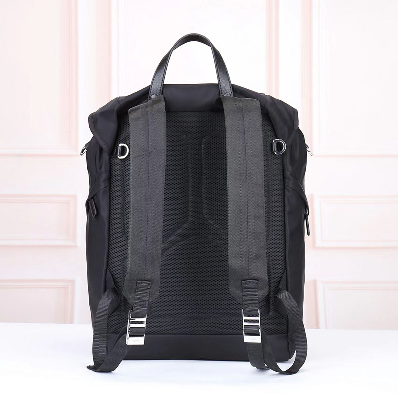 Vente chaude Noir Nylon Designer Sacs À Dos Femmes De Luxe Hobo Sacs À Dos Hommes Voyage Designer Sacs À Dos Femme Sac À Dos Mode En Plein Air Unisexe Homme Double Épaules Sac