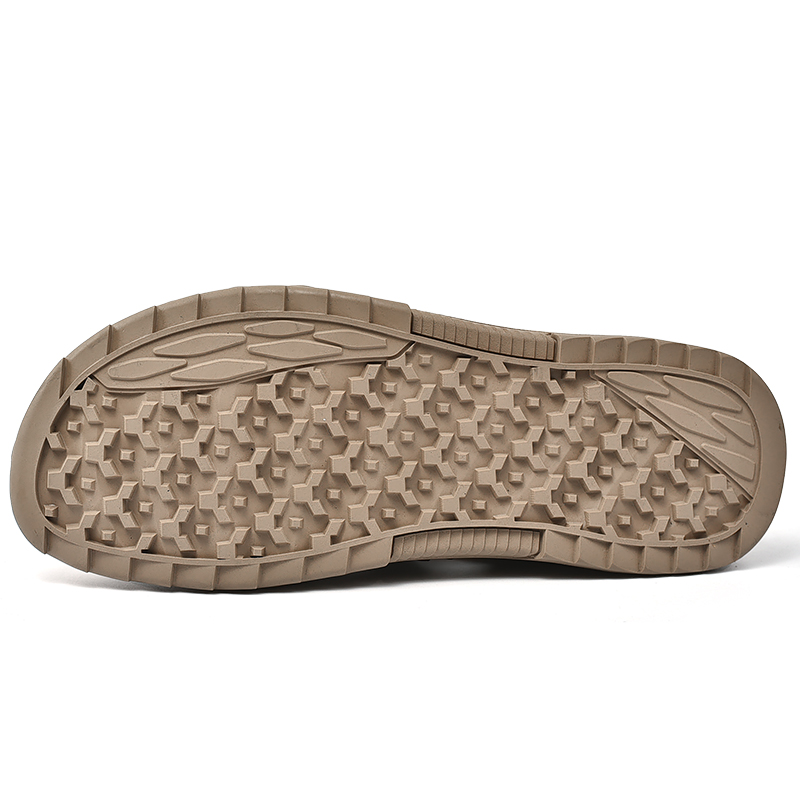 Summer Mesh Men Sandaler andas italienska varumärke Casual Sandaler Men Beach Sandaler Handgjorda utomhus Mensskor Zapatos Hombre