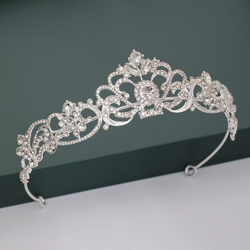 Bröllopshuvudstycken hår smycken brudtillbehör Kvinnor Barock kronpärl Crystal Tiaras Bride Party Crowns Gift