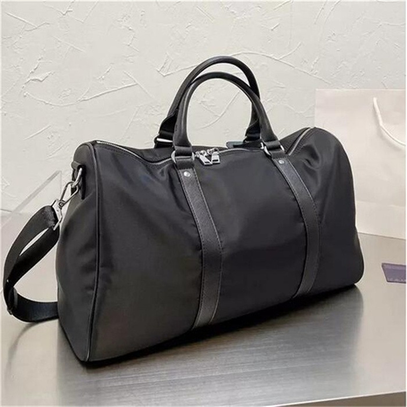 Wysokiej jakości designerskie torby Duffel luksusowe mężczyzn dżentelmen dżentelmena torby podróżne nylonowe torebki duże pojemność robienie 337G