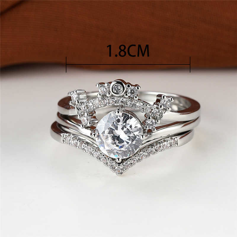 Bandringar Boho Silver Color Bridesmaids Ring Set Female Luxury Crystal Crown Engagement Rings White Zircon Round Stone Ring Set for Women AA230412