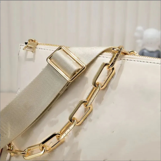 Fashionable female designer leather chain handbag, crossbody bag, handbag, simple and easy to wear tote bag