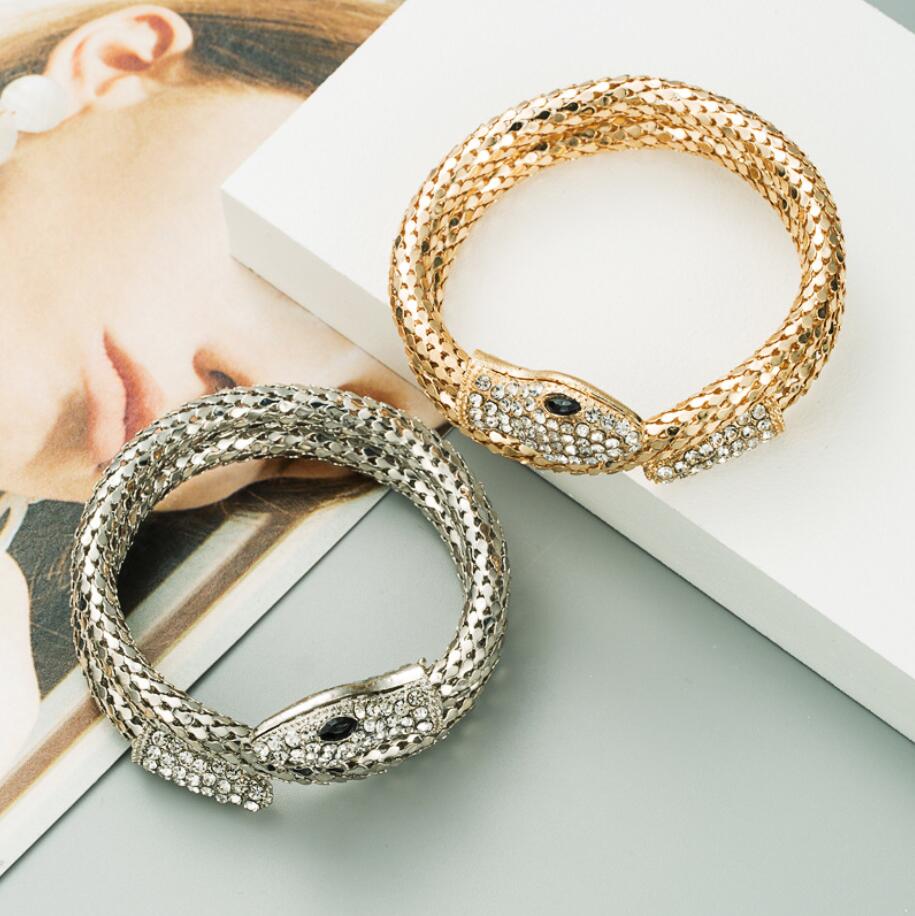 Bracciale da uomo e da donna con strass in lega, personalizzato ed esagerato, avvolto a forma di serpente, con gioielli vintage