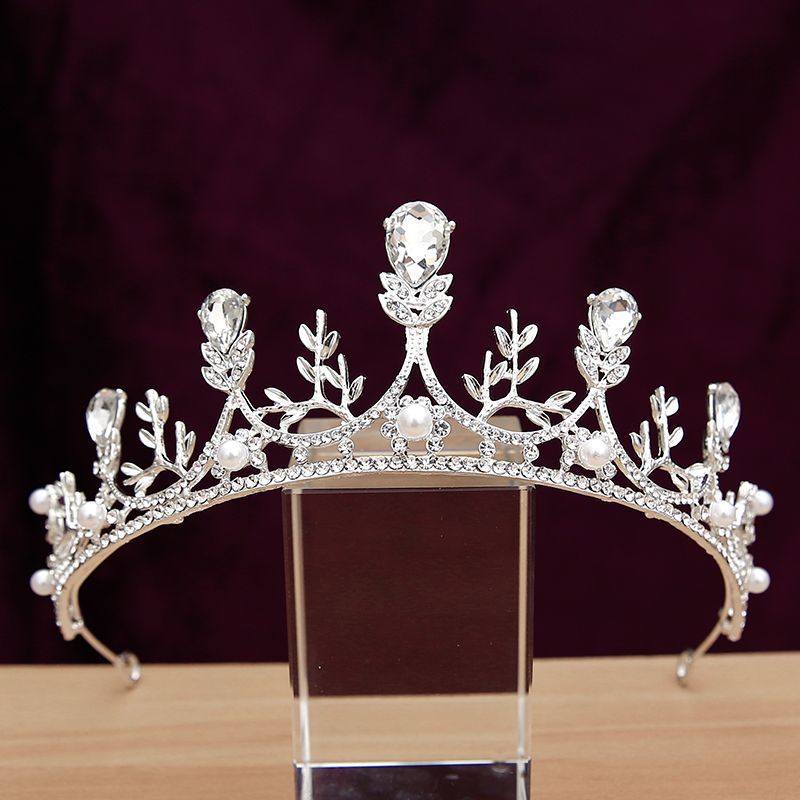 Bröllopshuvudstycken hår smycken brudtillbehör Kvinnor Barock kronpärl Crystal Tiaras Bride Party Crowns Gift